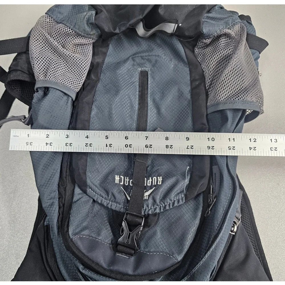 High Sierra Rumpack Gray Black Ripstop Hydration Ready Hiking Daypack Backpack